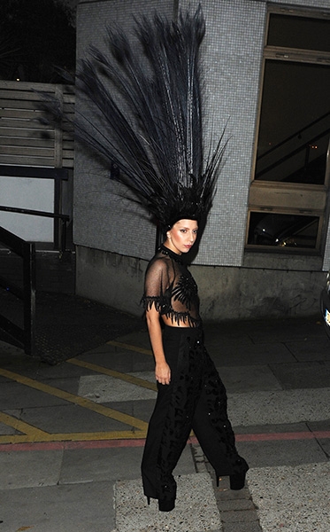 29oct2013-lady-gaga-outrageous-outfits-600.jpg