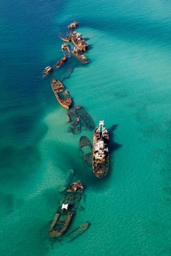 16-ships-shipwrecked-in-a-sandbar-in-the-Bermuda-Triangle-e1429313522472.jpg