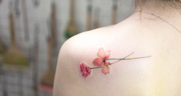 tatuaje-minimalista-flores