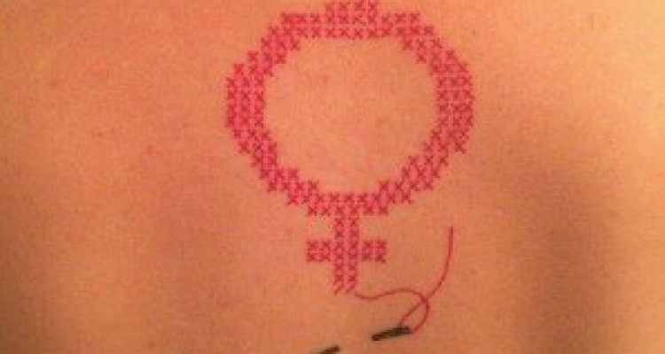 Tatuaje-Mujer-Rosa