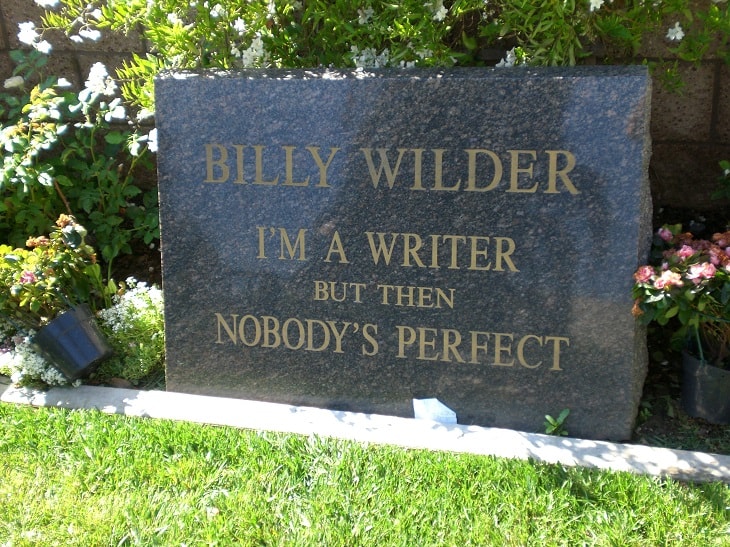 "Soy escritor, nadie es perfecto"